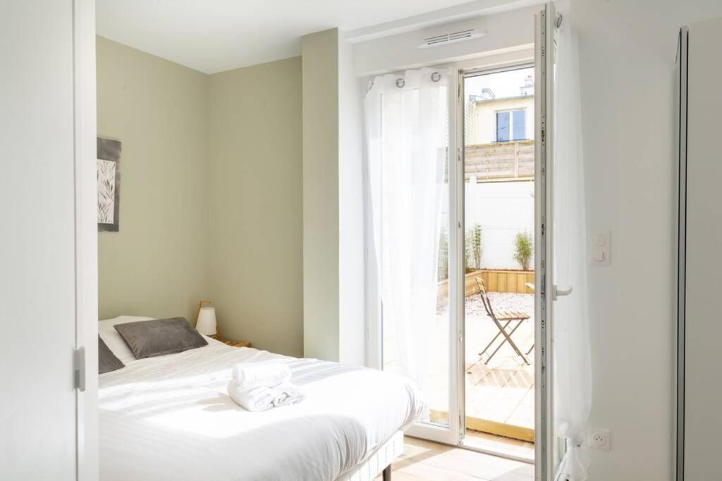 La Jument: Unique/ Magnifique Studio Avec Terrasse, Proche Des Facs Et Du Centre-Ville Breszt Kültér fotó